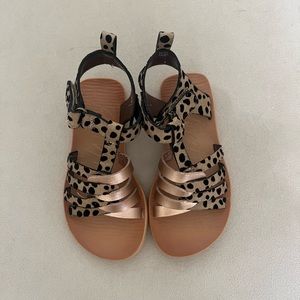 BRAND NEW! Toddler Girl Cheetah Sandals
